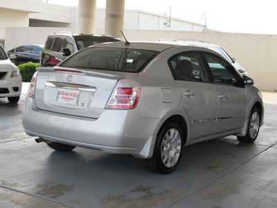 nissan sentra 2011 silver sedan 2 0 s gasoline 4 cylinders front wheel drive cont  variable trans  77477