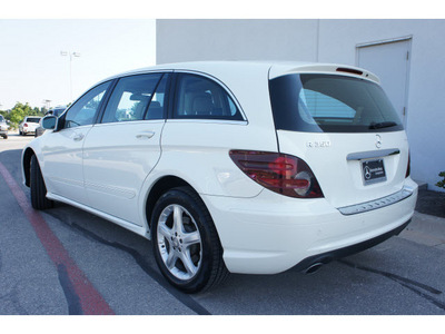 mercedes benz r class 2009 white suv r350 gasoline 6 cylinders 4 wheel drive automatic 78626