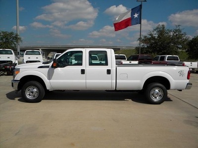 ford f 250 super duty 2012 white xl flex fuel 8 cylinders 4 wheel drive 6 speed automatic 77026