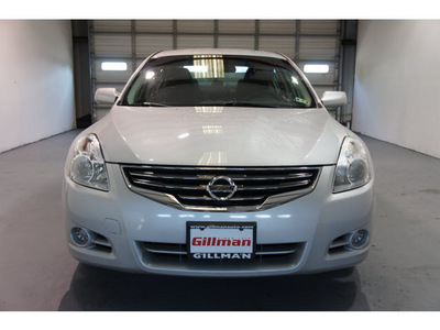 nissan altima 2011 silver sedan 2 5s gasoline 4 cylinders front wheel drive automatic 77471