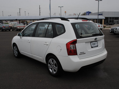 kia rondo 2009 white wagon lx gasoline 4 cylinders front wheel drive automatic 76087