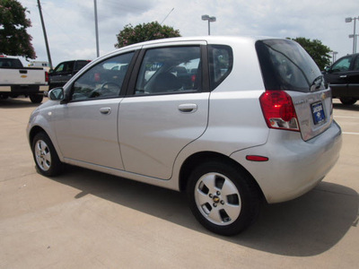 chevrolet aveo 2006 silver hatchback ls gasoline 4 cylinders front wheel drive automatic 75087