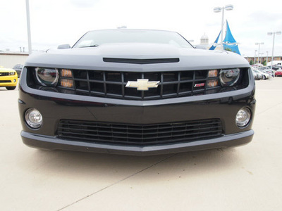 chevrolet camaro 2012 dk  gray coupe ss gasoline 8 cylinders rear wheel drive automatic 75087