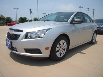 chevrolet cruze 2012 silver sedan ls gasoline 4 cylinders front wheel drive 5 speed manual 75087