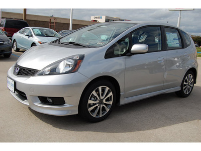 honda fit 2012 silver hatchback sport gasoline 4 cylinders front wheel drive shiftable automatic 77025