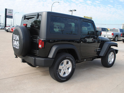 jeep wrangler 2012 black suv sport gasoline 6 cylinders 4 wheel drive automatic 76011