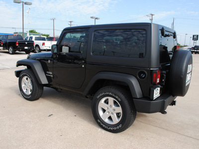 jeep wrangler 2012 black suv sport gasoline 6 cylinders 4 wheel drive automatic 76011