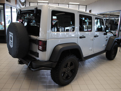 jeep wrangler unlimited 2012 silver suv rubicon mw3 gasoline 6 cylinders 4 wheel drive automatic 76011