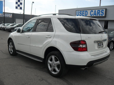 mercedes benz ml350 2008 white suv gasoline 6 cylinders all whee drive automatic 79925