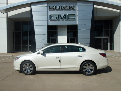 buick lacrosse 2012 white sedan premium 2 gasoline 6 cylinders front wheel drive automatic 75007