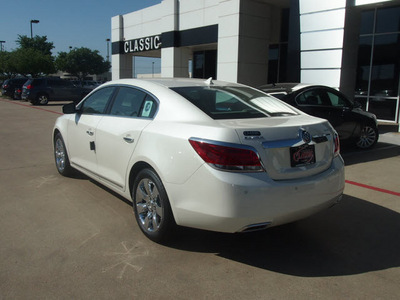 buick lacrosse 2012 white sedan premium 2 gasoline 6 cylinders front wheel drive automatic 75007