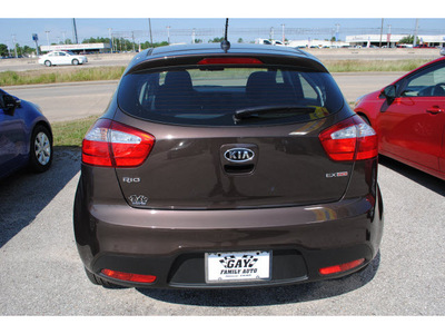kia rio5 2013 brown wagon ex gasoline 4 cylinders front wheel drive 6 speed automatic 77539