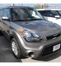 kia soul 2012 lt  gray wagon soul 4 cylinders front wheel drive 6 speed automatic 77539