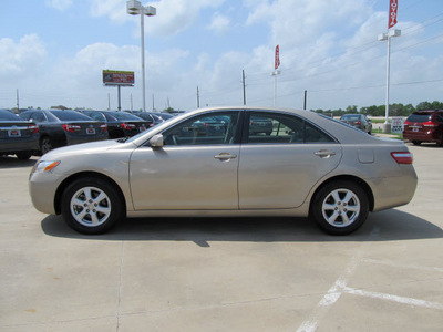 toyota camry 2007 tan sedan le gasoline 4 cylinders front wheel drive automatic with overdrive 77469