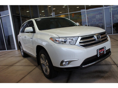 toyota highlander 2012 white suv limited gasoline 6 cylinders all whee drive automatic 77469