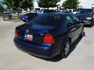 volkswagen jetta 2002 blue sedan gls tdi diesel 4 cylinders front wheel drive automatic 75034