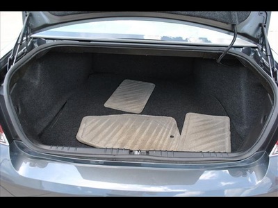 chevrolet impala 2011 sedan lt fleet flex fuel 6 cylinders front wheel drive 4 speed automatic 77090