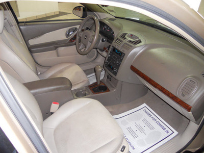 chevrolet malibu 2004 gold sedan lt gasoline 6 cylinders front wheel drive automatic 79935
