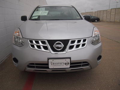 nissan rogue 2012 silver s gasoline 4 cylinders front wheel drive cont  variable trans  75150