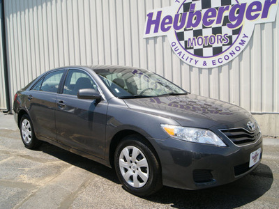 toyota camry 2011 magnetic gray sedan le gasoline 4 cylinders front wheel drive automatic 80905