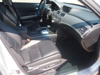 honda accord 2009 silver sedan ex l v6 gasoline 6 cylinders front wheel drive automatic 76049