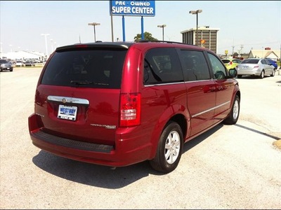 chrysler town and country 2010 van gasoline 6 cylinders front wheel drive 6 speed automatic 75062