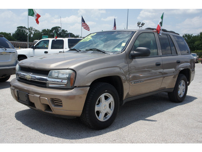 chevrolet trailblazer 2002 lt  brown suv ls gasoline 6 cylinders rear wheel drive automatic with overdrive 77020