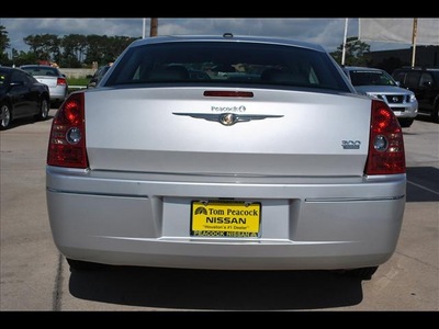 chrysler 300 2010 sedan touring gasoline 6 cylinders rear wheel drive 4 speed automatic 77090