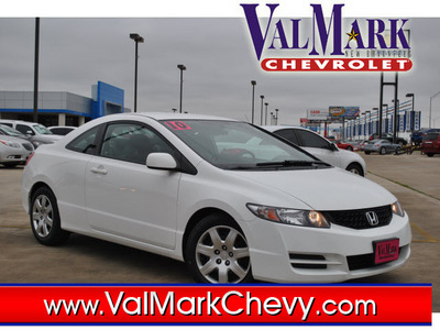 honda civic 2010 white coupe lx gasoline 4 cylinders front wheel drive automatic 78130