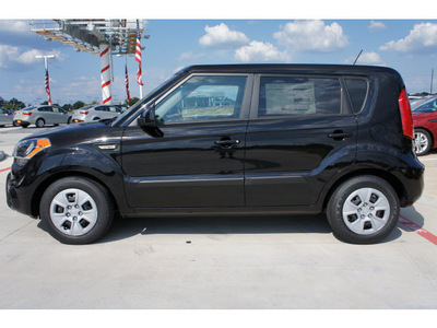 kia soul 2012 shadow wagon gasoline 4 cylinders front wheel drive 6 speed automatic 77375