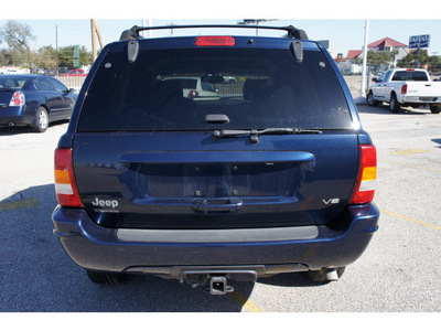 jeep grand cherokee 2004 dk  blue suv limited gasoline 8 cylinders 4 wheel drive automatic 77087