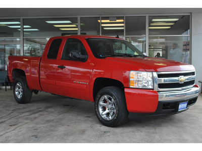 chevrolet silverado 1500 2008 red pickup truck lt1 gasoline 8 cylinders 2 wheel drive automatic 78216