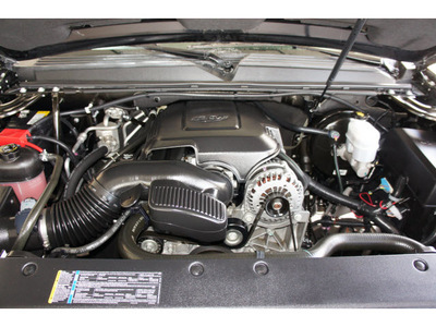 chevrolet suburban 2010 black suv ls 1500 flex fuel 8 cylinders 4 wheel drive automatic 78216