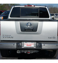 nissan titan 2006 silver se ffv flex fuel 8 cylinders rear wheel drive automatic 77074