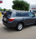 toyota highlander 2010 dk  gray suv gasoline 6 cylinders front wheel drive automatic 76053