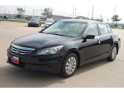 honda accord 2012 black sedan lx gasoline 4 cylinders front wheel drive 5 speed manual 77034