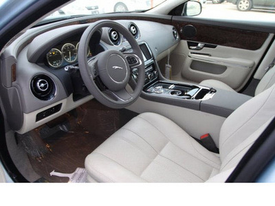 jaguar xj 2012 sedan base gasoline rear wheel drive 77090