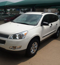 chevrolet traverse 2012 white ls gasoline 6 cylinders front wheel drive not specified 76051