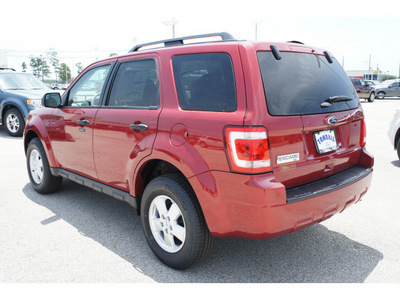 ford escape 2012 red suv xlt gasoline 4 cylinders front wheel drive automatic 77375