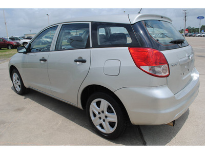toyota matrix 2003 silver hatchback gasoline 4 cylinders front wheel drive automatic with overdrive 77539