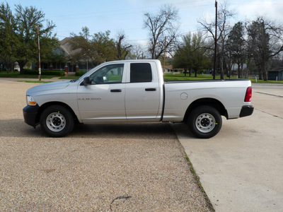 ram ram pickup 1500 2012 silver pickup truck st gasoline 6 cylinders 2 wheel drive 4 speed automatic 76520