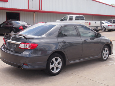 toyota corolla 2011 gray sedan s gasoline 4 cylinders front wheel drive automatic with overdrive 77864