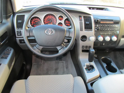 toyota tundra 2011 gray grade gasoline 8 cylinders 2 wheel drive automatic with overdrive 77074