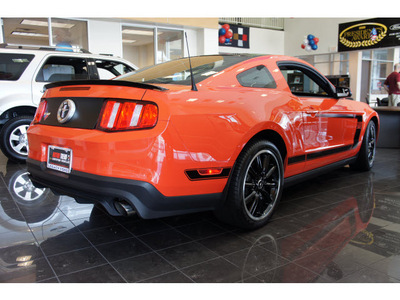 ford mustang 2012 orange coupe boss 302 gasoline 8 cylinders rear wheel drive 6 speed manual 77471