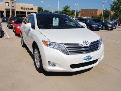 toyota venza 2010 white suv fwd 4cyl gasoline 4 cylinders front wheel drive shiftable automatic 75070