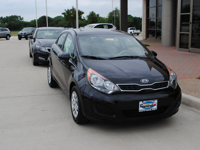 kia rio5 2012 black wagon 5dr hb ex at gasoline 4 cylinders front wheel drive automatic 75070