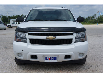chevrolet tahoe 2008 white suv ls flex fuel 8 cylinders 2 wheel drive automatic 77575