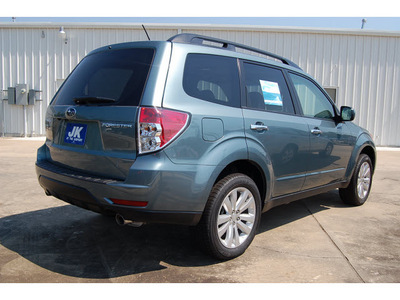 subaru forester 2011 lt  green 2 5x limited gasoline 4 cylinders all whee drive automatic with overdrive 77627