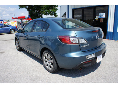 mazda mazda3 2010 blue sedan gasoline 4 cylinders front wheel drive automatic 76541