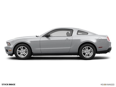 ford mustang 2012 coupe gasoline 6 cylinders rear wheel drive not specified 77532